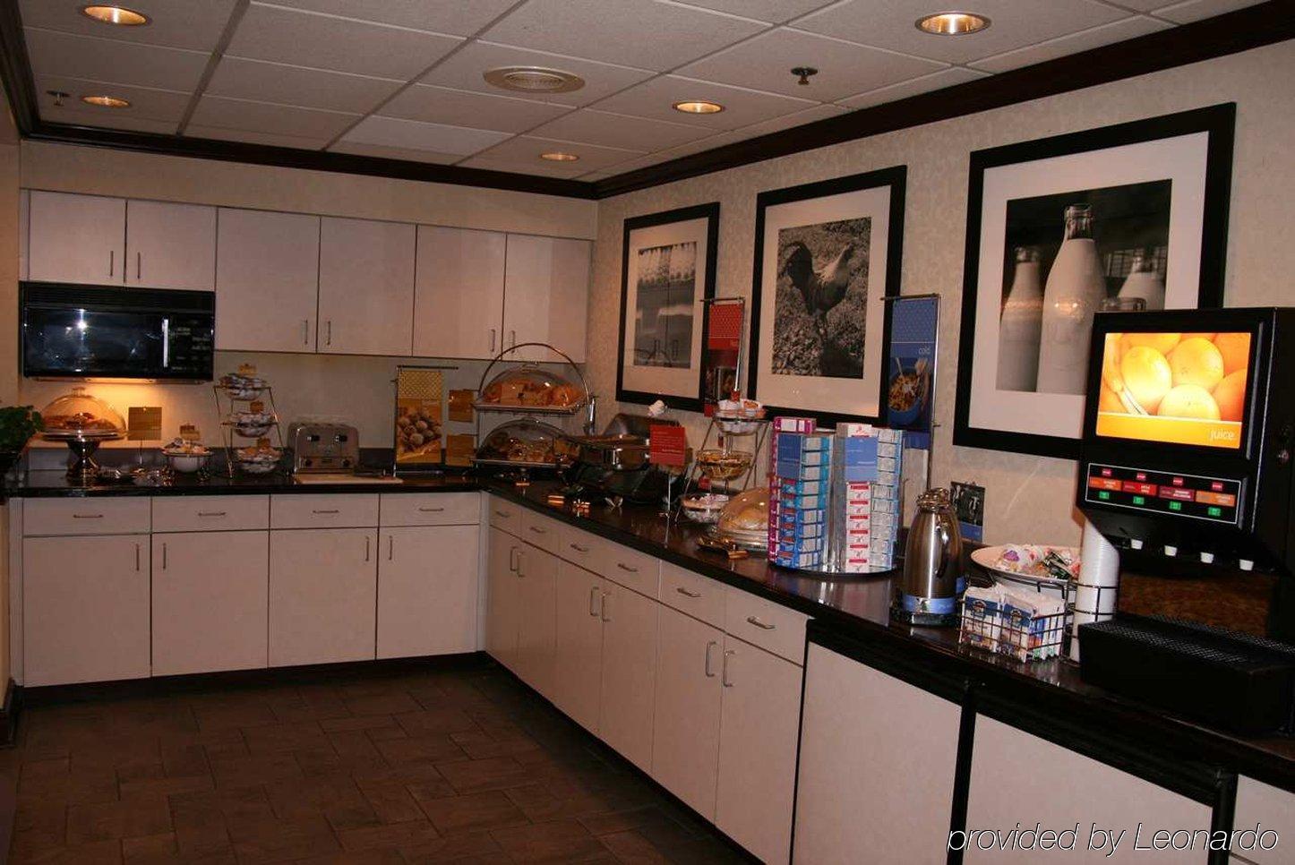 Hampton Inn & Suites Bethlehem Restaurang bild